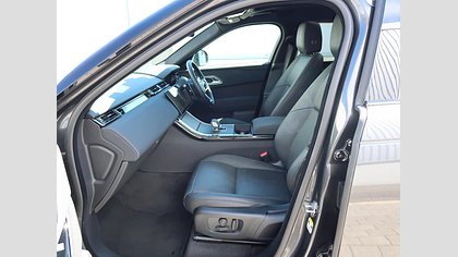 Range Rover Velar 13