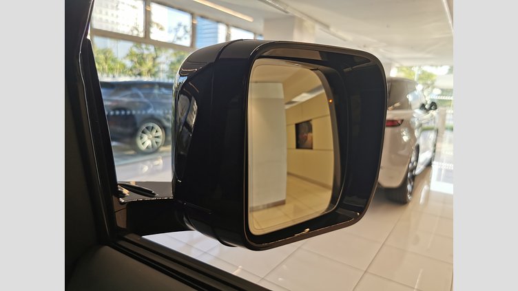 2025 認定中古車 Land Rover Defender 110 Santorini Black 3.0 litre i6D​ XダイナミックSE　D350