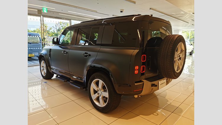 2025 認定中古車 Land Rover Defender 110 Santorini Black 3.0 litre i6D​ XダイナミックSE　D350