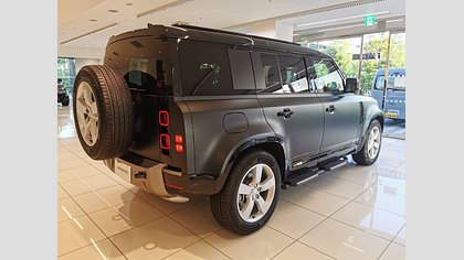 Defender 110 13
