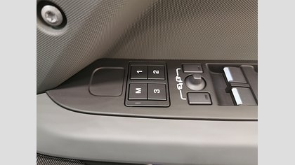 Defender 110 28