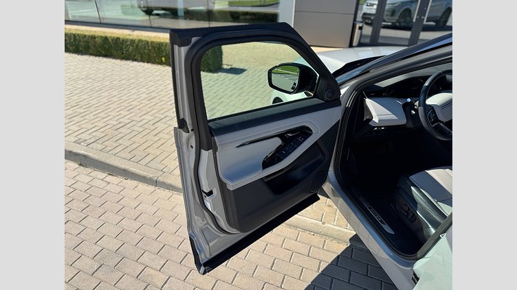 2022 Новий Land Rover Range Rover Evoque Seoul Pearl Silver 2.0 litre i4D​ 1