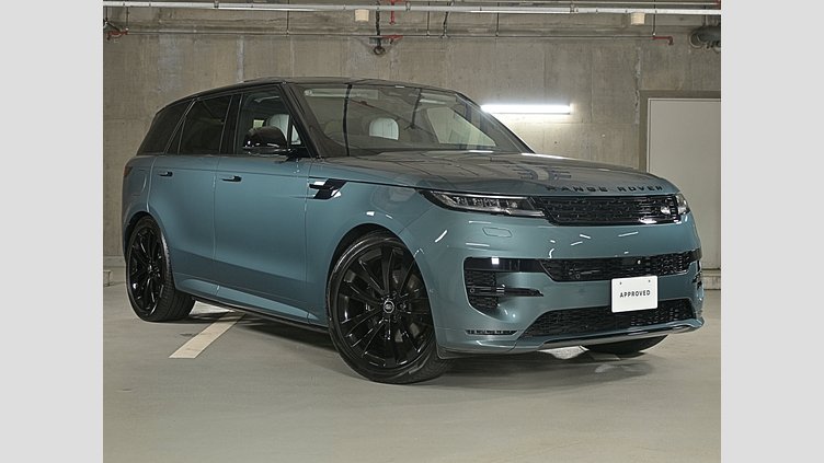 2023 認定中古車 Land Rover Range Rover Sport ジオラグリーン 3.0リッター6気筒400PSターボチャージドガソリンMHEV（オートマチック） FIRST EDITION