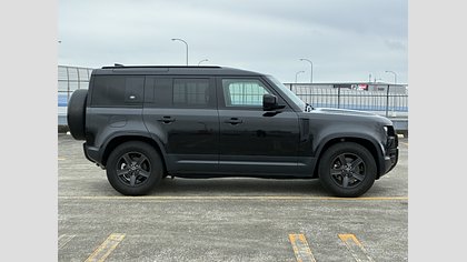 Defender 110 3