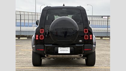 Defender 110 6