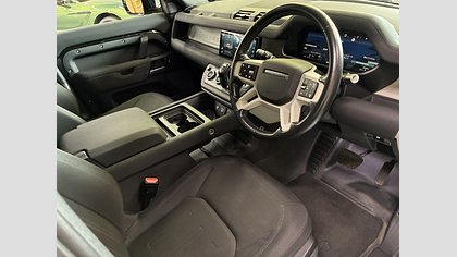 Defender 110 11