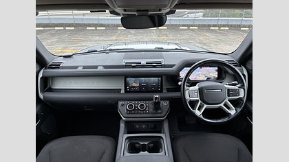 Defender 110 13