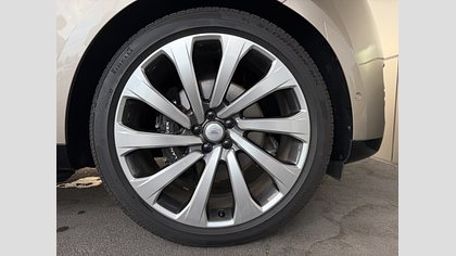 Range Rover 8