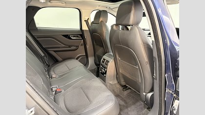 F-Pace 4