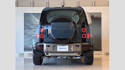 Defender 110 6