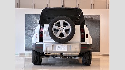 Defender 110 6