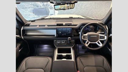 Defender 110 3