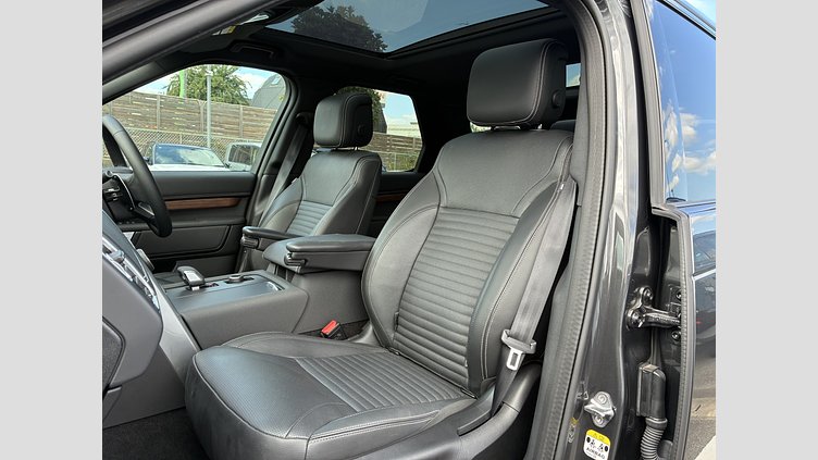 2024 認定中古車 Land Rover Discovery カルパチアングレイ D350マイルドハイブリッド（ディーゼル） Dynamic SE