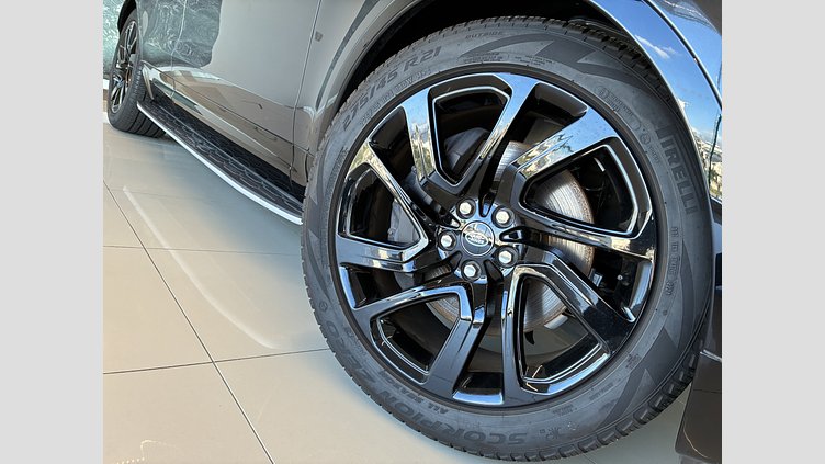 2024 認定中古車 Land Rover Discovery カルパチアングレイ D350マイルドハイブリッド（ディーゼル） Dynamic SE