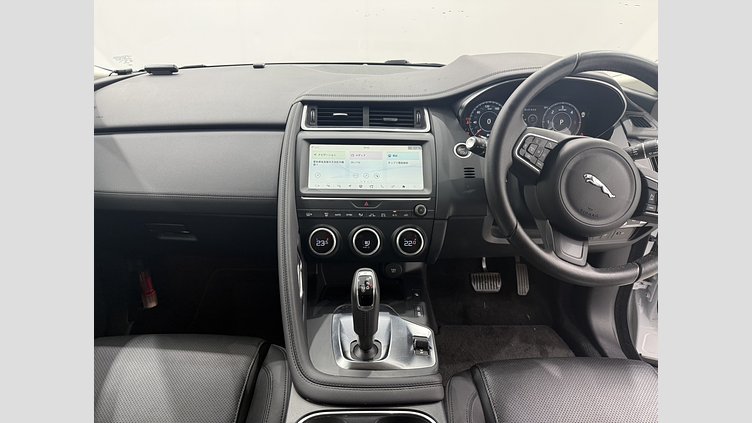 2018 認定中古車 Jaguar E-Pace ユーロン ホワイト D180 オートマチック全輪駆動 S
