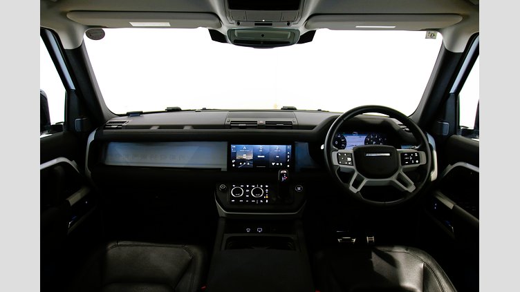 2023 認定中古車 Land Rover Defender 110 フジホワイト P300 AWD（AT） SE