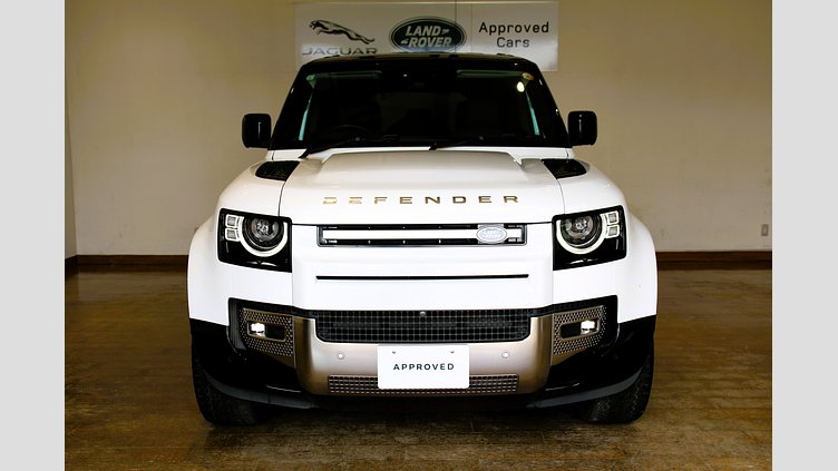 2023 認定中古車 Land Rover Defender 110 フジホワイト P300 AWD（AT） SE