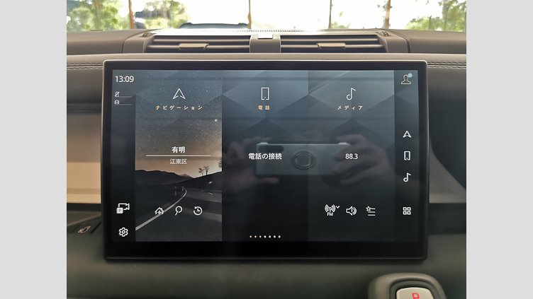 2024 認定中古車 Land Rover Defender 110 フジホワイト D350 ディーゼルマイルドハイブリッド S