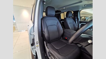 Defender 110 16