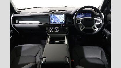 Defender 110 3