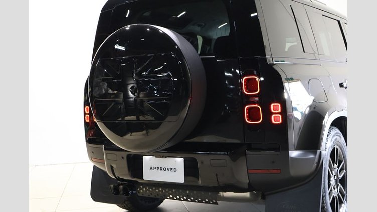 2025 認定中古車 Land Rover Defender 110 サントリーニブラック D350 ディーゼルマイルドハイブリッド S