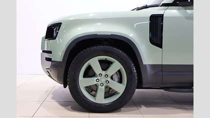 Defender 110 11