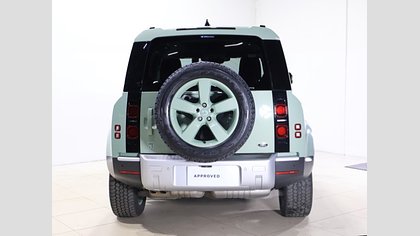 Defender 110 6