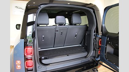 Defender 90 18