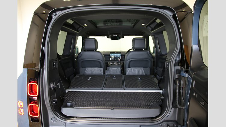 2025 認定中古車 Land Rover Defender 90 タスマンブルー D350 ディーゼルマイルドハイブリッド X-Dynamic HSE