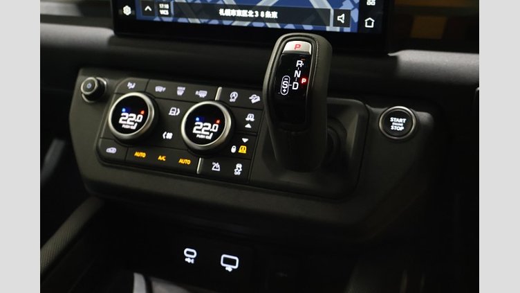2023 認定中古車 Land Rover Defender 110 グラスミアグリーン D300 AWD（AT） 75TH LIMITED EDITION