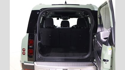 Defender 110 21