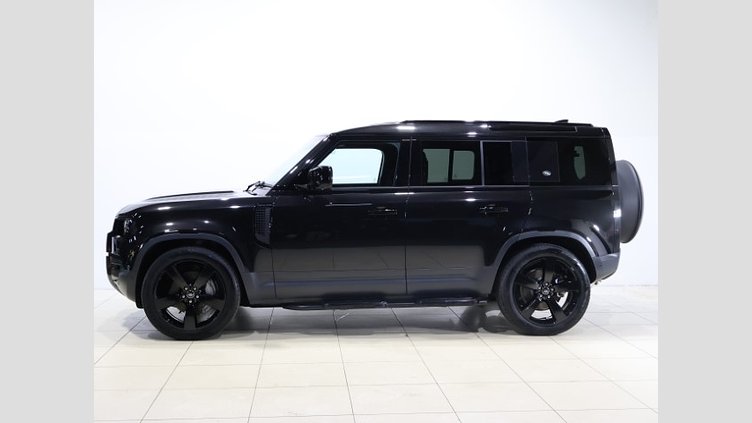 2024 認定中古車 Land Rover Defender 110 サントリーニブラック D300 AWD（AT） S