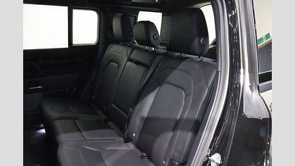 Defender 110 4