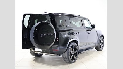Defender 110 17