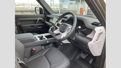 Defender 110 10