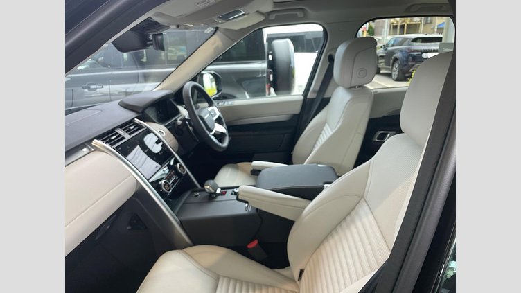2025 認定中古車 Land Rover Discovery サントリーニブラック D350マイルドハイブリッド（ディーゼル） Gemini