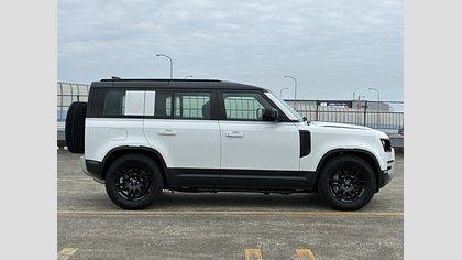 Defender 110 3