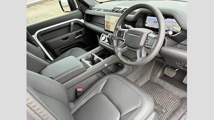 Defender 110 11