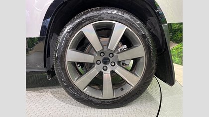 Defender 110 8