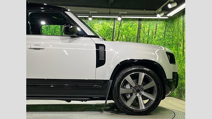 Defender 110 27