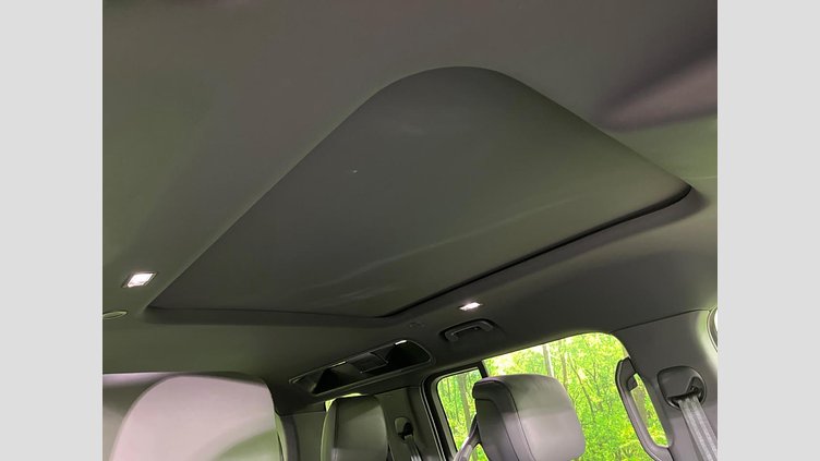 2025 認定中古車 Land Rover Defender 110 ボラスコグレイ P300e プラグインハイブリッド X-Dynamic HSE
