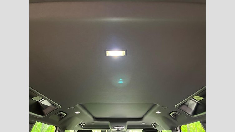 2025 認定中古車 Land Rover Defender 110 ボラスコグレイ P300e プラグインハイブリッド X-Dynamic HSE