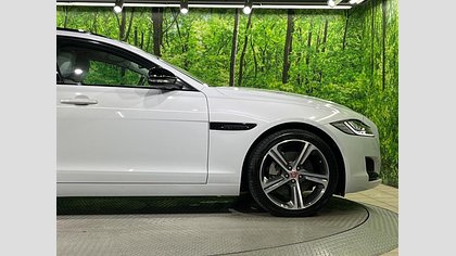 XF 28