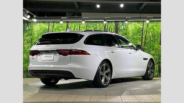 2017 認定中古車 Jaguar XF Yulong White 2WD プレステージ