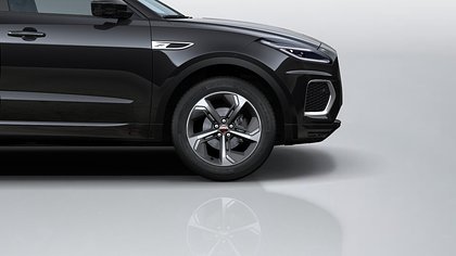 E-Pace 6