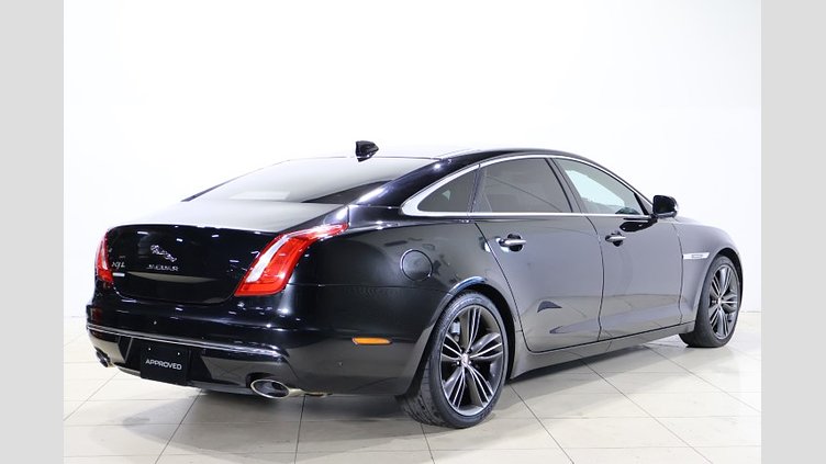2019 認定中古車 Jaguar XJ Santorini Black 5.0 litre V8 Supercharged Petrol オートバイオグラフィーLWB