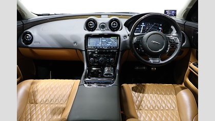 XJ 3