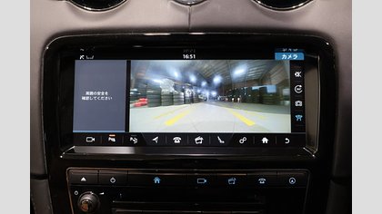 XJ 32
