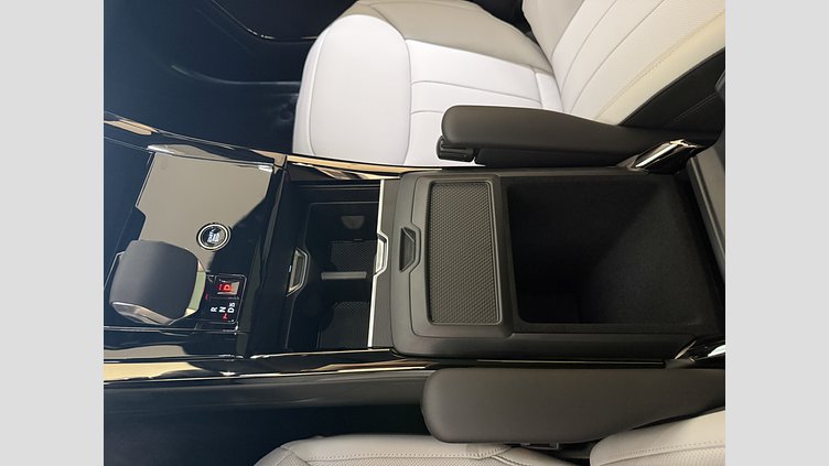 2025 Ny Land Rover Range Rover Sport Santorini Black P460e Bensin Plug-in Hybrid Kort hjulbas (SWB) Dynamic SE