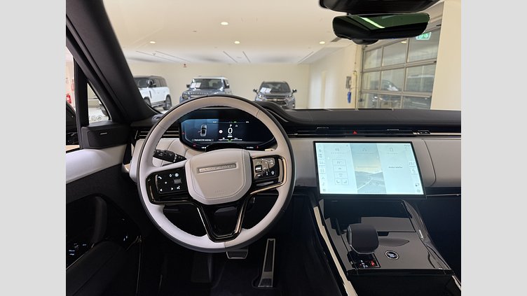 2025 Ny Land Rover Range Rover Sport Santorini Black P460e Bensin Plug-in Hybrid Kort hjulbas (SWB) Dynamic SE